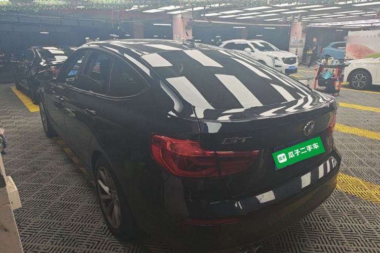Used BMW 3 Series GT 2019 320i Sport Edition Rear Left 45 Deg