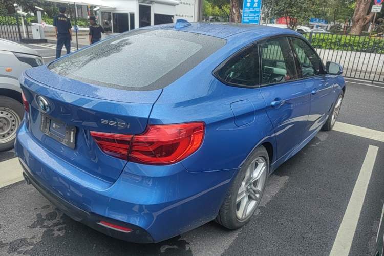 Used BMW 3 Series GT 2019 320i M Sport Rear Right 45 Deg
