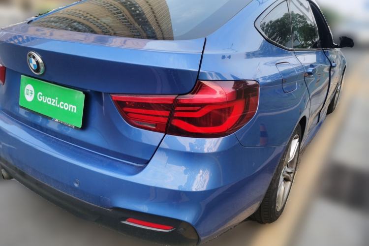 Used BMW 3 Series GT 2019 320i M Sport Package Rear Right 45 Deg