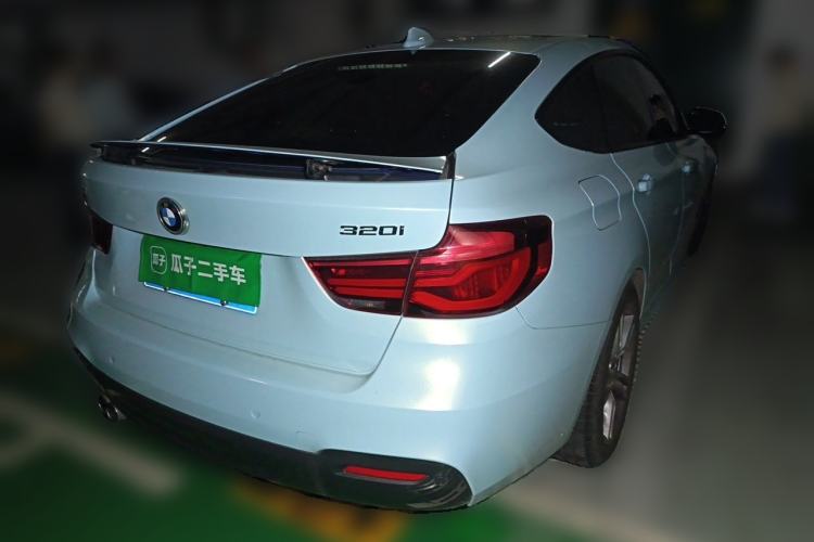 Used BMW 3 Series GT 2019 320i M Sport Package Rear Right 45 Deg
