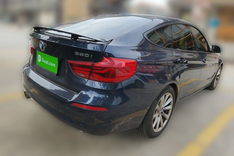 Used BMW 3 Series GT 2019 320i Sport Edition Rear Right 45 Deg