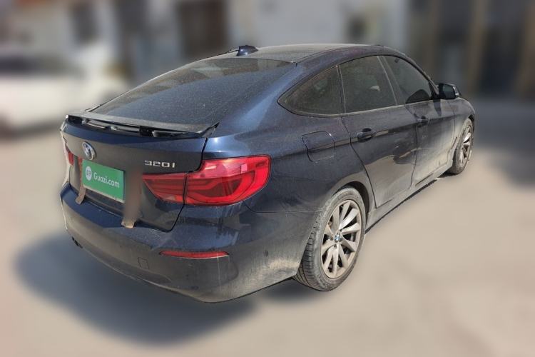 Used BMW 3 Series GT 2019 320i Sport Edition Rear Right 45 Deg