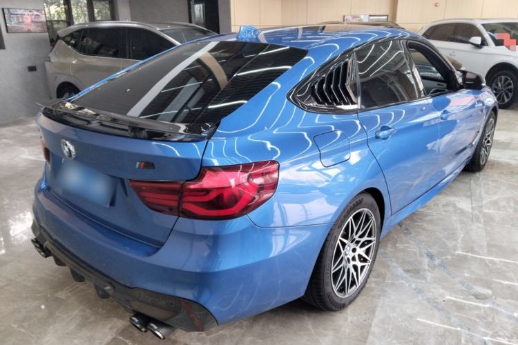 Used BMW 3 Series GT 2019 320i M Sport Package Rear Right 45 Deg