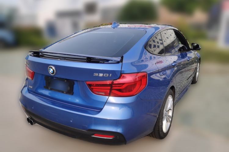 Used BMW 3 Series GT 2019 320i M Sport Rear Right 45 Deg