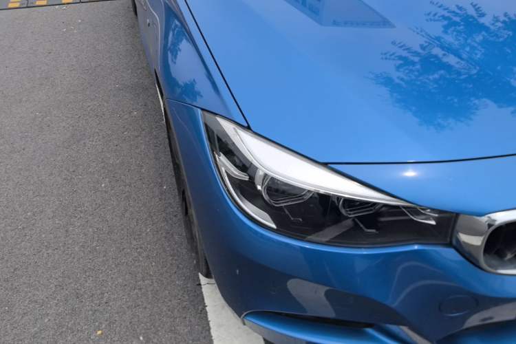 Used BMW 3 Series GT 2019 320i M Sport Package Right Front Headlight