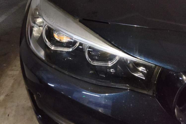 Used BMW 3 Series GT 2019 320i Sport Edition Right Front Headlight