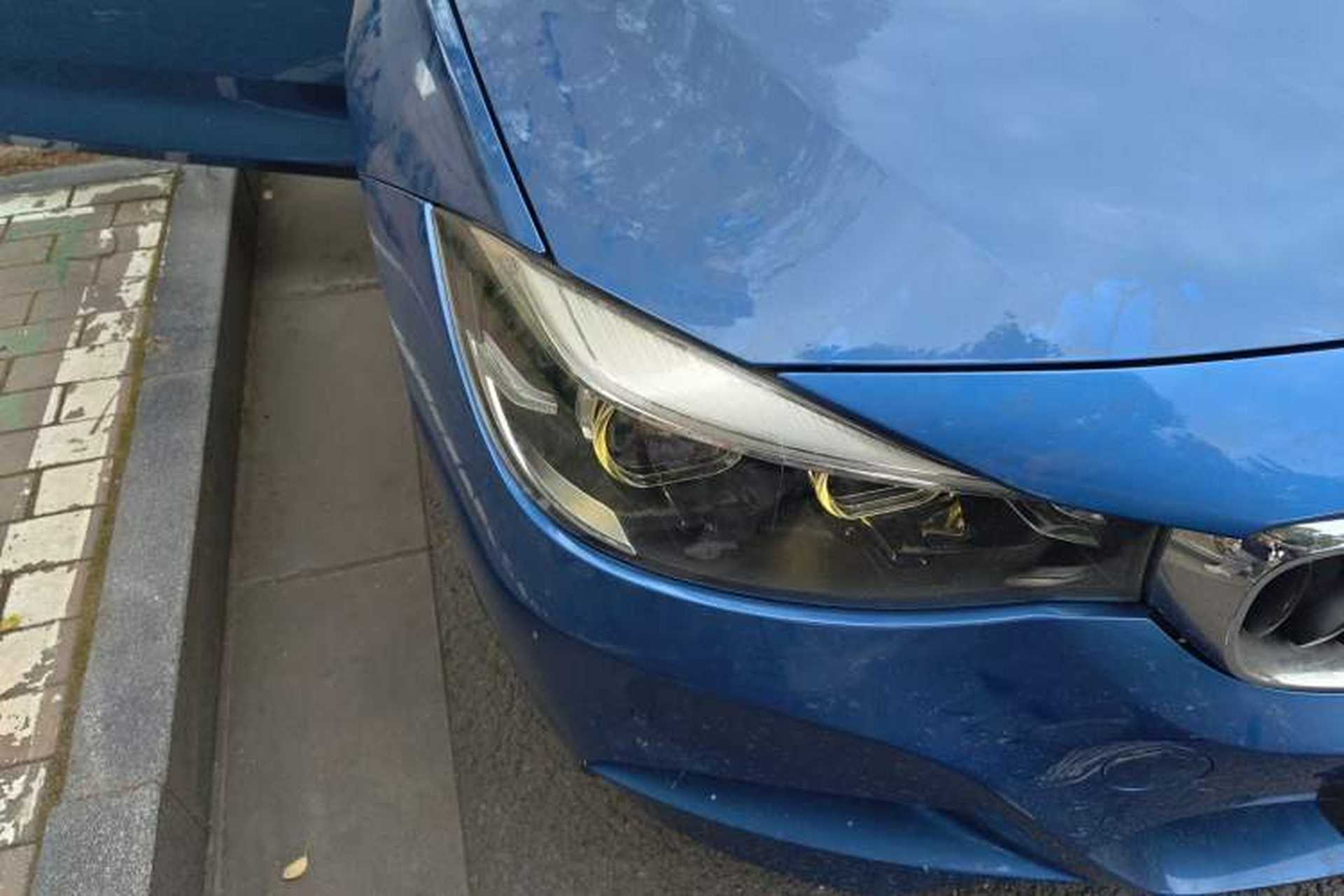 Used BMW 3 Series GT 2019 320i M Sport Package Right Front Headlight