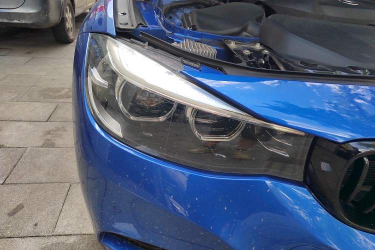 Used BMW 3 Series GT 2019 330i xDrive M Sport Edition Right Front Headlight