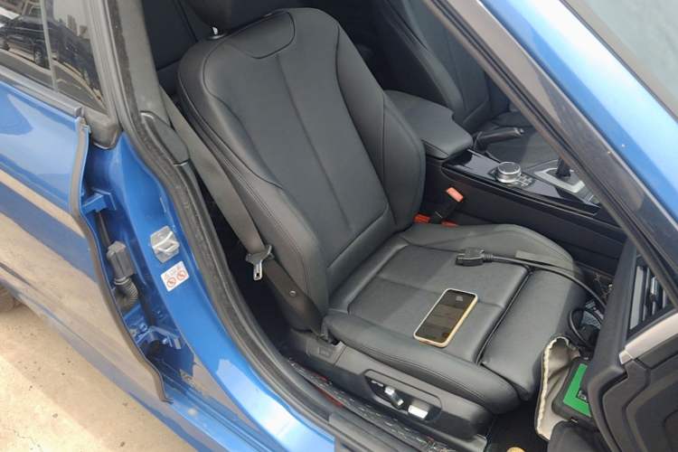 Used BMW 3 Series GT 2019 320i M Sport Package Right Front Seat