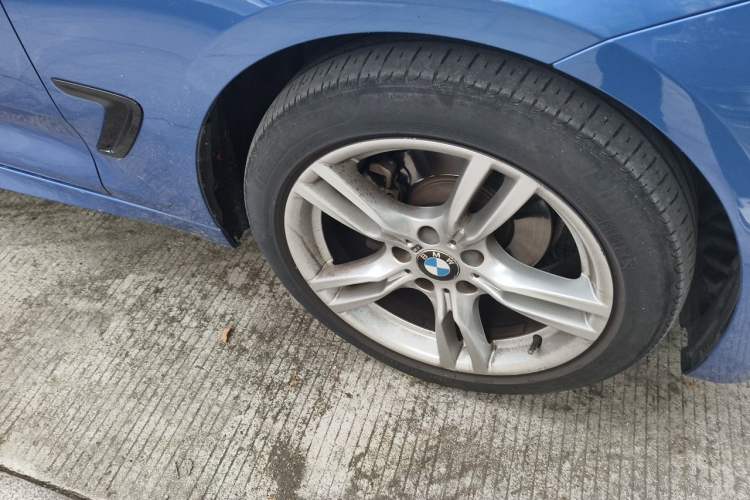Used BMW 3 Series GT 2019 320i M Sport Right Front Wheel Hub