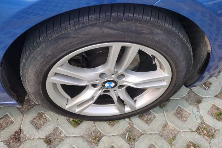 Used BMW 3 Series GT 2019 320i M Sport Right Front Wheel Hub