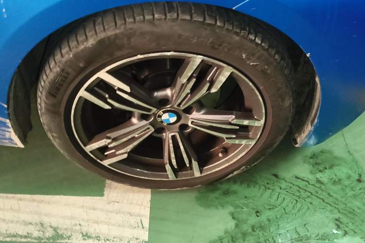 Used BMW 3 Series GT 2019 320i M Sport Right Front Wheel Hub