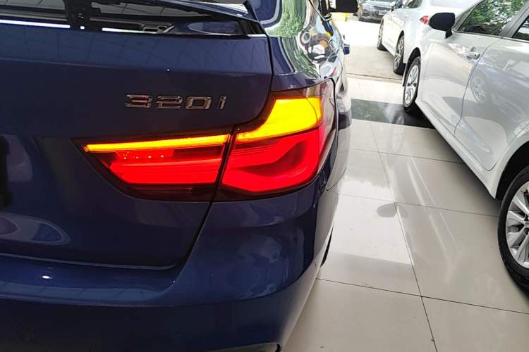 Used BMW 3 Series GT 2019 320i M Sport Package Right Rear Taillight