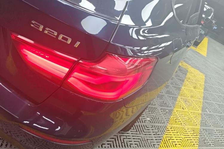 Used BMW 3 Series GT 2019 320i Sport Edition Right Rear Taillight