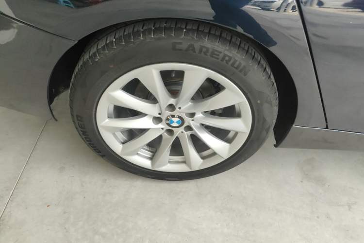 Used BMW 3 Series GT 2019 320i Sport Edition Right Rear Wheel Hub