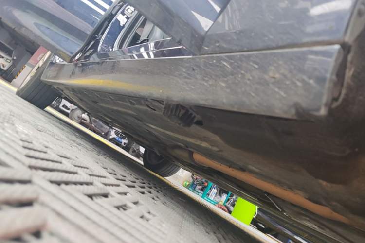 Used BMW 3 Series GT 2019 320i Sport Edition Right Side Sill