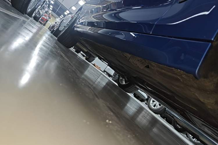 Used BMW 3 Series GT 2019 320i M Sport Right Side Sill