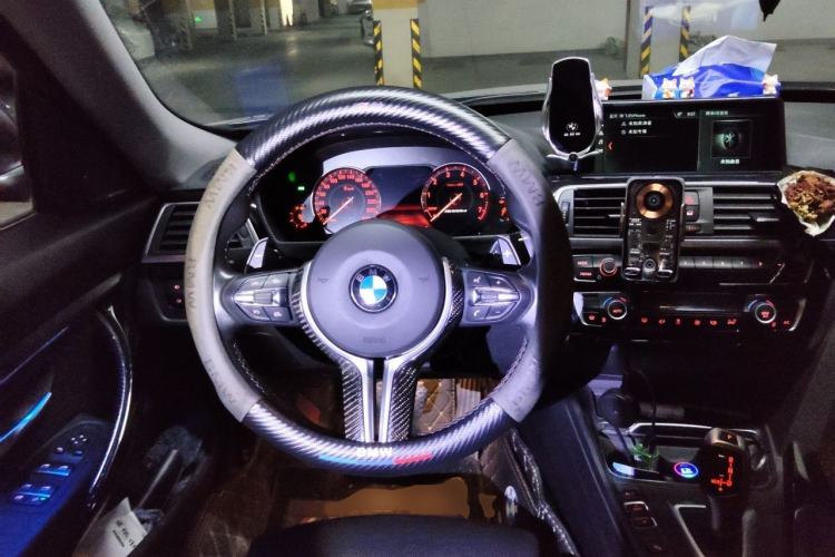Used BMW 3 Series GT 2019 320i Sport Edition Steering Wheel