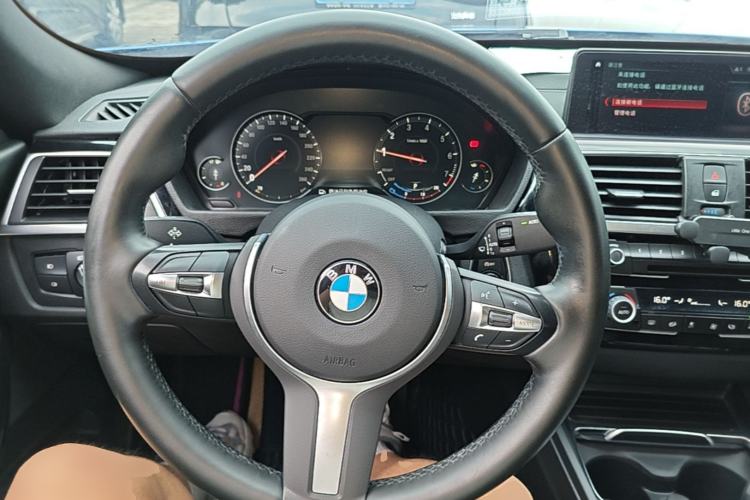 Used BMW 3 Series GT 2019 320i M Sport Package Steering Wheel