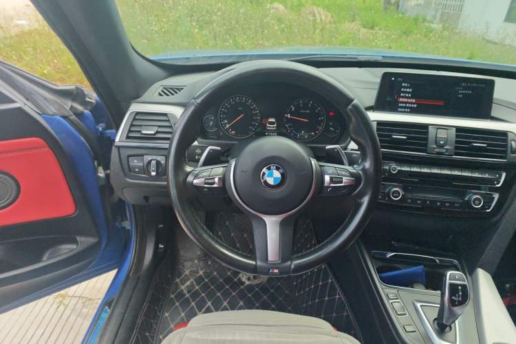 Used BMW 3 Series GT 2019 320i M Sport Steering Wheel