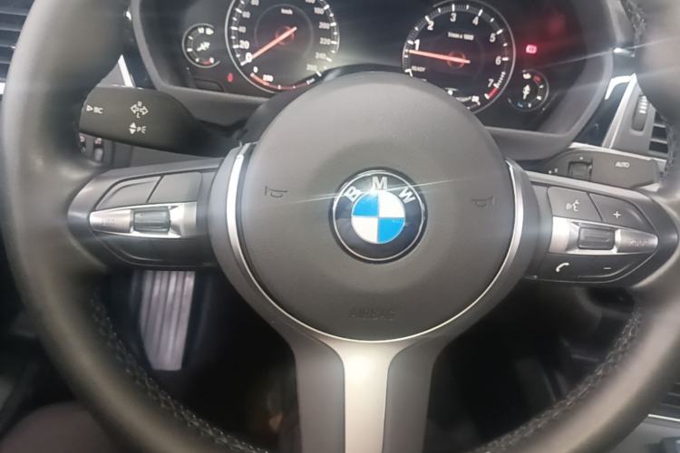 Used BMW 3 Series GT 2019 320i M Sport Package Steering Wheel