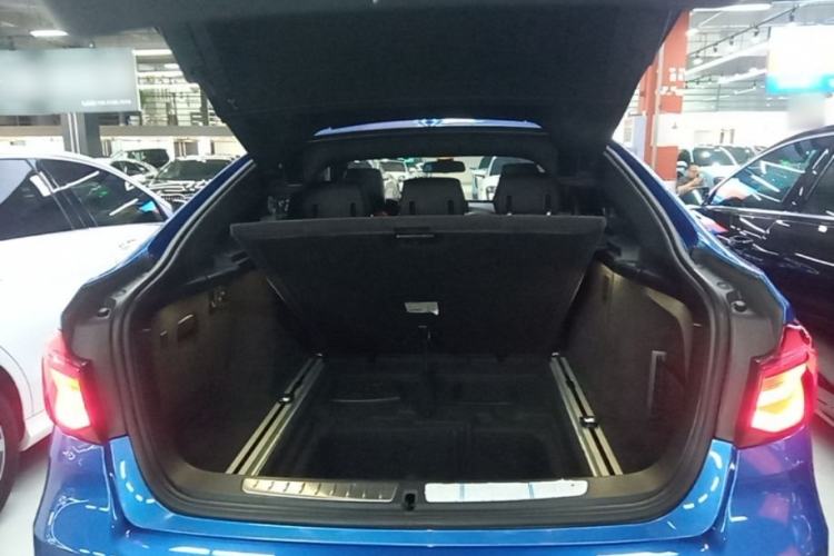 Used BMW 3 Series GT 2019 320i Sport Edition Trunk