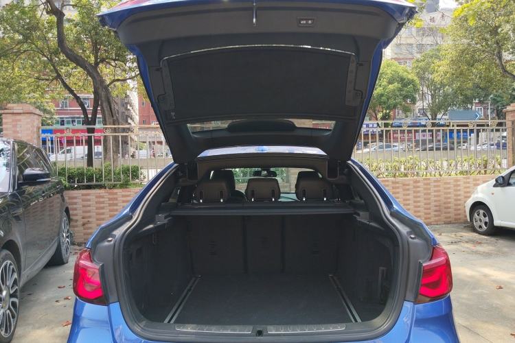 Used BMW 3 Series GT 2019 320i M Sport Package Trunk