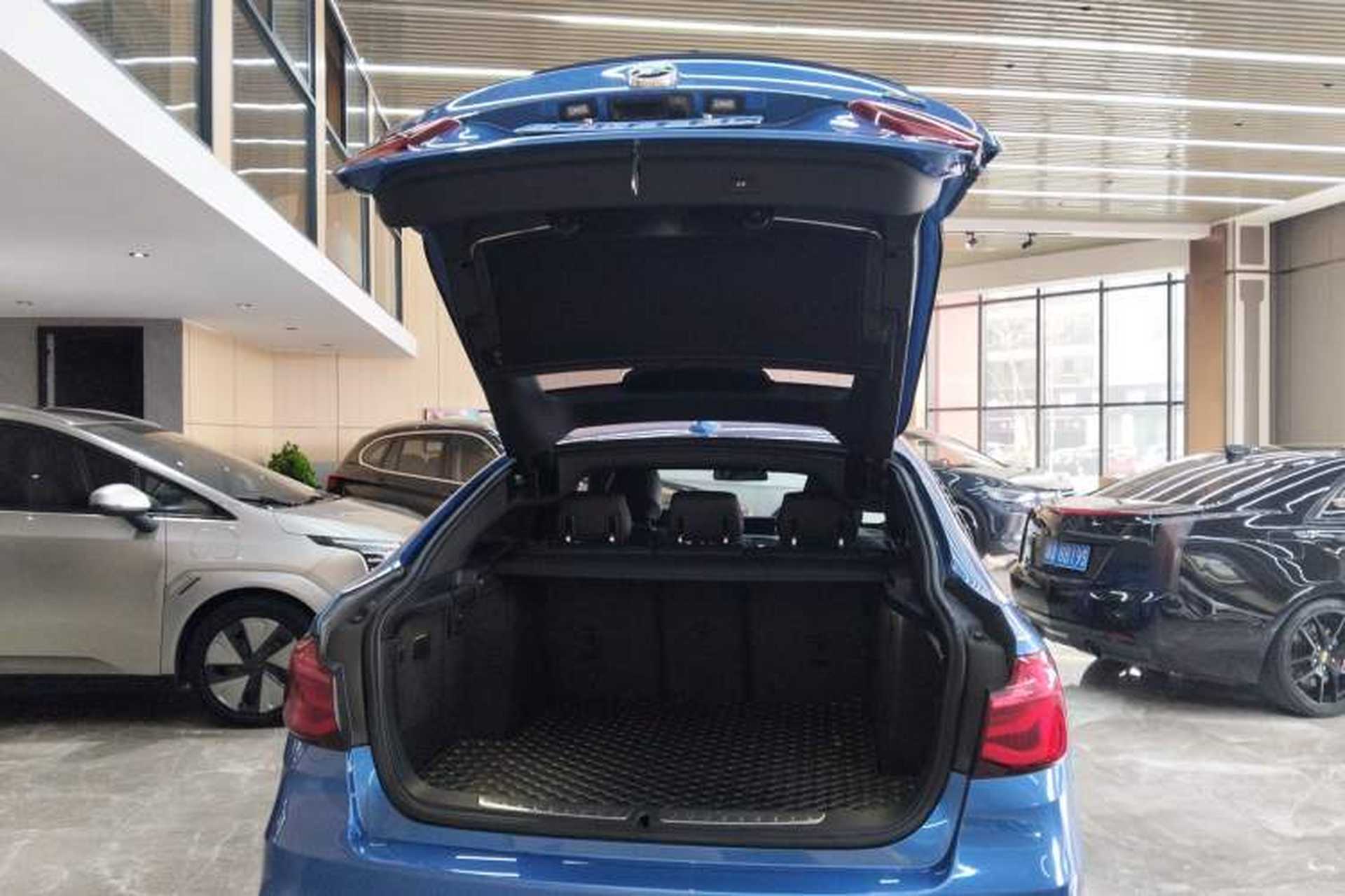 Used BMW 3 Series GT 2019 320i M Sport Package Trunk