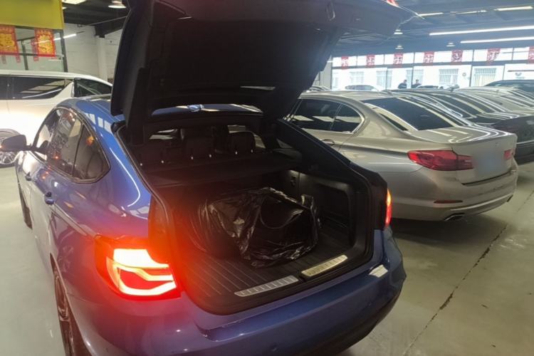 Used BMW 3 Series GT 2019 320i M Sport Package Trunk