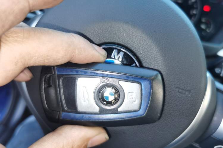 Used BMW 3 Series GT 2019 320i M Sport Package Vehicle Key