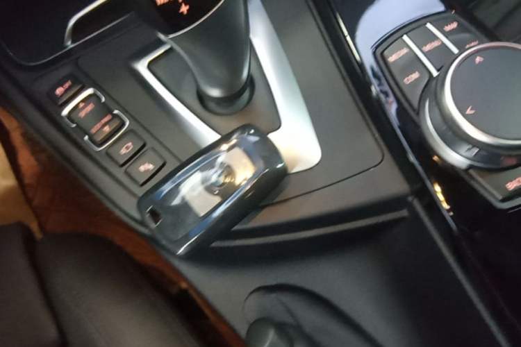 Used BMW 3 Series GT 2019 320i Sport Edition Vehicle Key