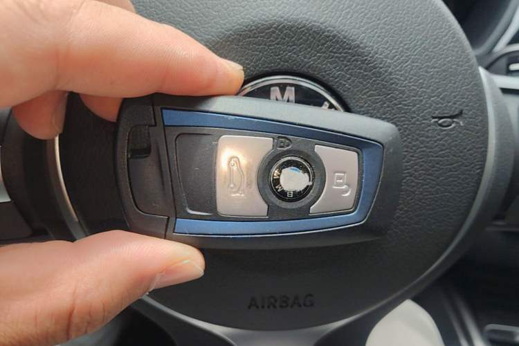Used BMW 3 Series GT 2019 320i M Sport Package Vehicle Key
