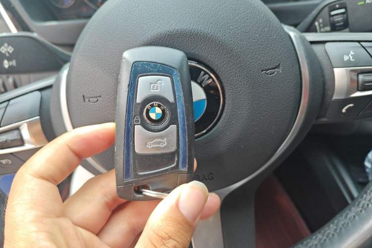 Used BMW 3 Series GT 2019 320i M Sport Package Vehicle Key