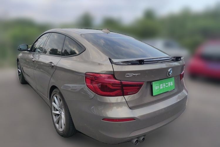 Used BMW 3 Series GT 2019 320i Sport Edition Rear Left 45 Deg