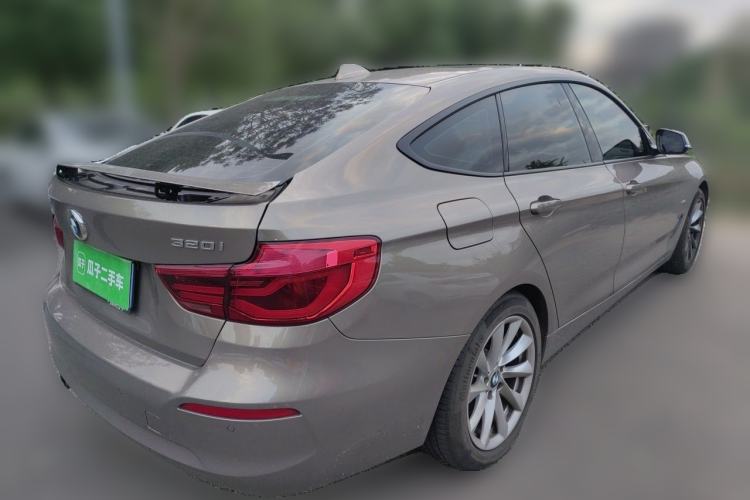Used BMW 3 Series GT 2019 320i Sport Edition Rear Right 45 Deg
