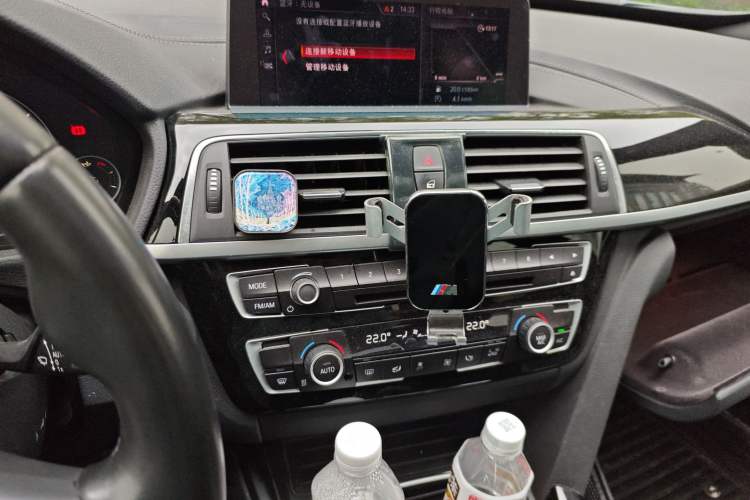 Used BMW 3 Series GT 2019 320i M Sport Package Audio And AC Panel