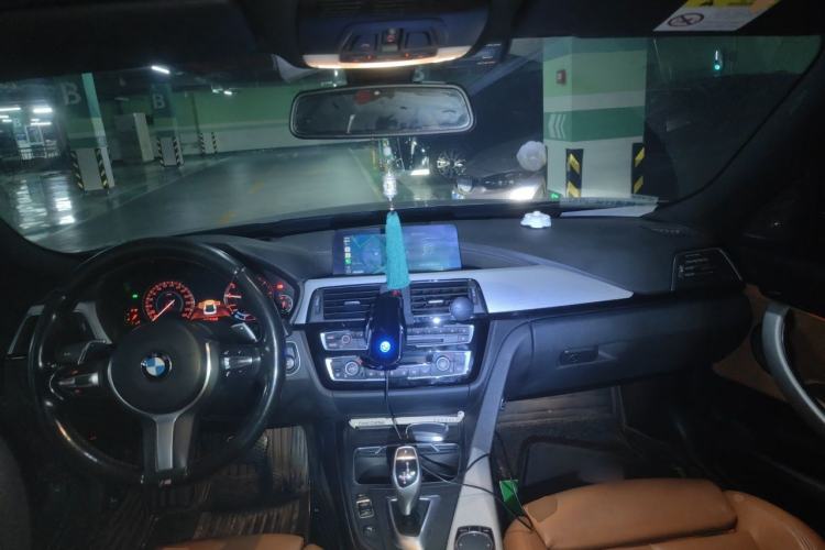 Used BMW 3 Series GT 2019 320i M Sport Center Console