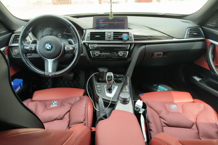 Used BMW 3 Series GT 2019 330i xDrive M Sport Edition Center Console