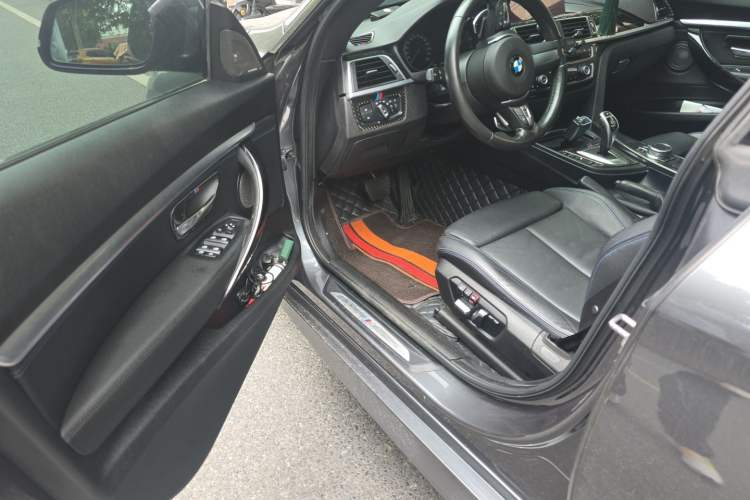 Used BMW 3 Series GT 2019 320i M Sport Driver Seat
