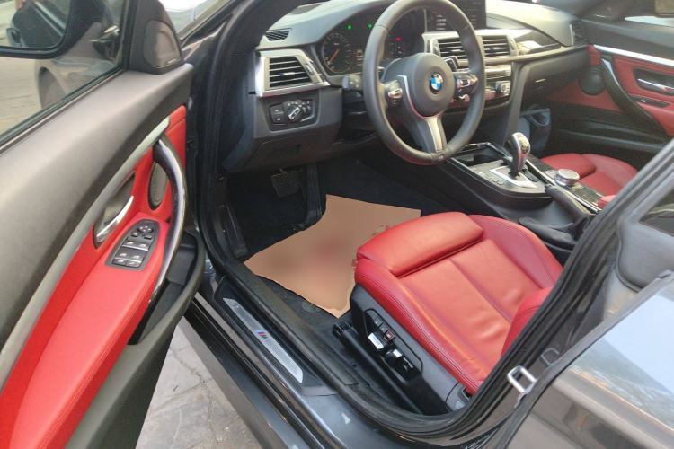 Used BMW 3 Series GT 2019 330i xDrive M Sport Night Edition Driver Seat
