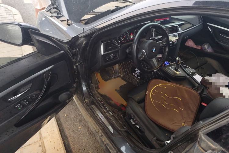 Used BMW 3 Series GT 2019 320i M Sport Package Driver Seat