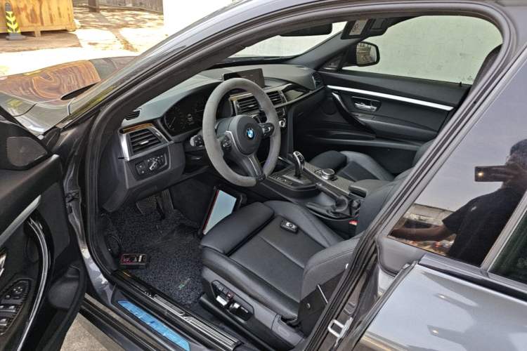 Used BMW 3 Series GT 2019 320i M Sport Driver Seat