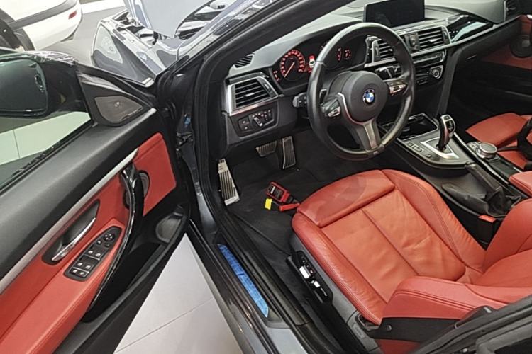 Used BMW 3 Series GT 2019 320i M Sport Night Edition Driver Seat