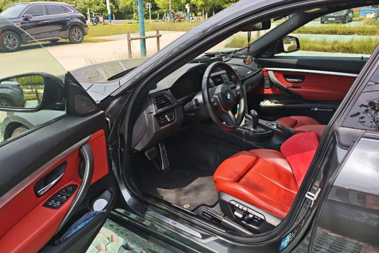 Used BMW 3 Series GT 2019 330i xDrive M Sport Night Edition Driver Seat
