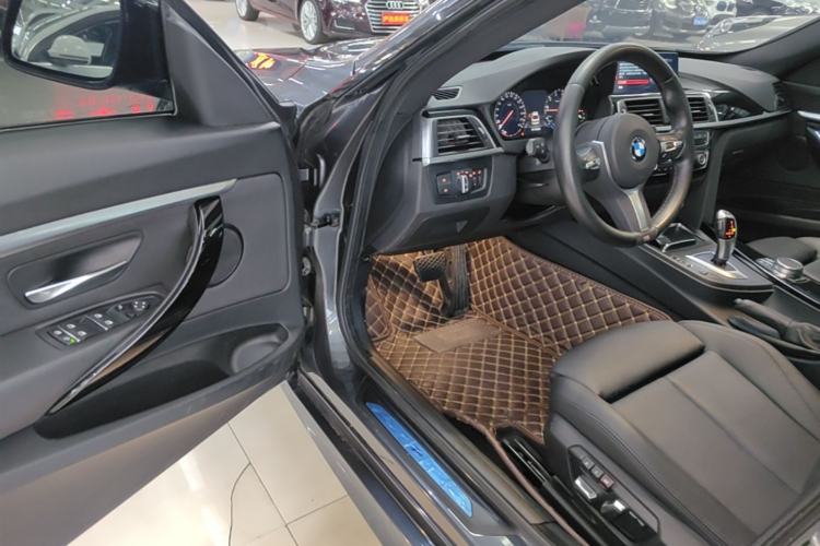 Used BMW 3 Series GT 2019 320i M Sport Package Driver Seat