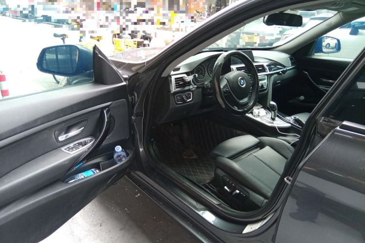 Used BMW 3 Series GT 2019 320i Sport Edition Driver Seat