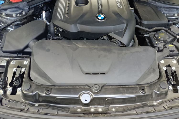 Used BMW 3 Series GT 2019 320i M Sport Night Edition Engine Bay
