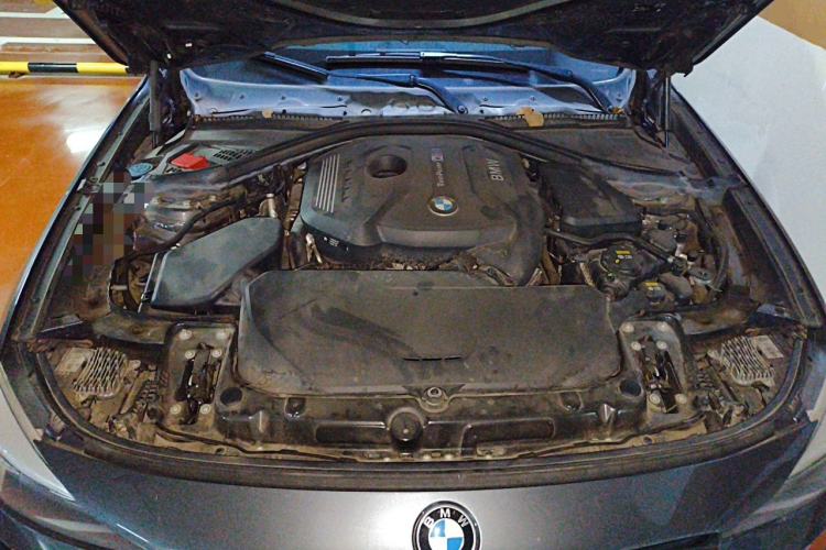 Used BMW 3 Series GT 2019 320i M Sport Night Edition Engine Bay