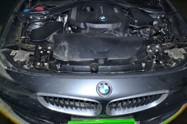 Used BMW 3 Series GT 2019 320i Sport Edition Engine Bay