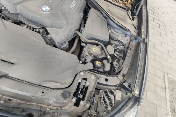 Used BMW 3 Series GT 2019 320i M Sport Package Engine Bay Left